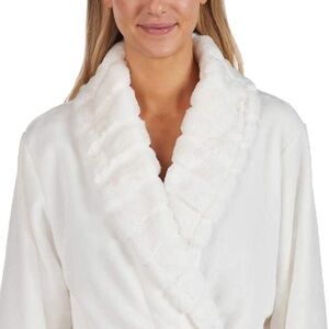NEW Carole Hochman Plush Wrap Robe in Ivory White